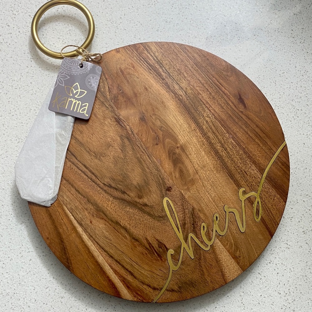 NEW Round Charcuterie Board “Cheers” engraved in Gold Metal with Cheese Knife